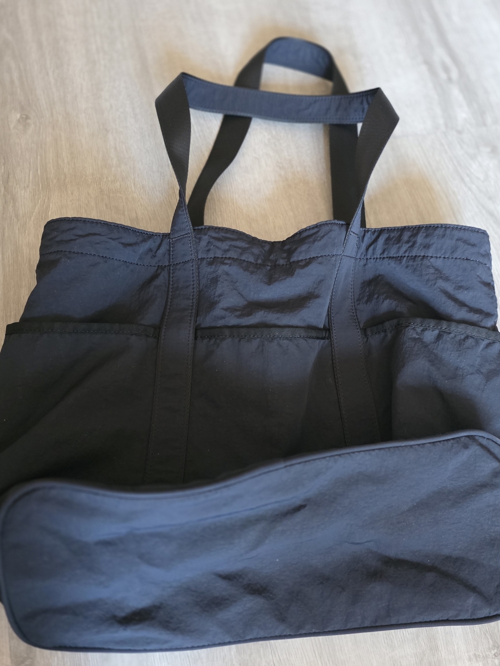 lululemon athletica Black Everyday Tote Bag - Picture 3 of 9